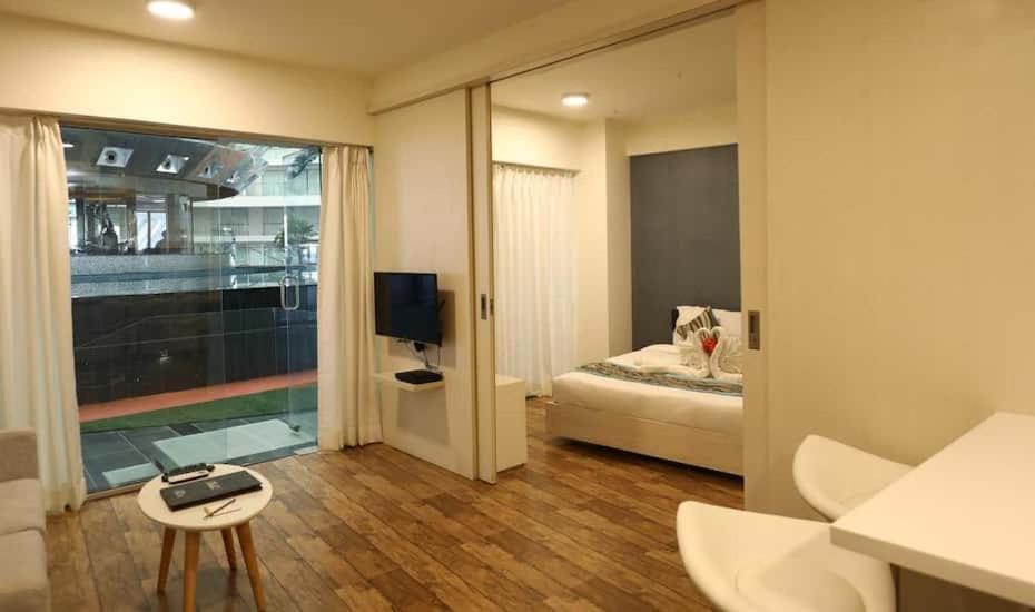 Honest Homes At Rajhans Belliza, Appartment Units Surat Bagian luar foto